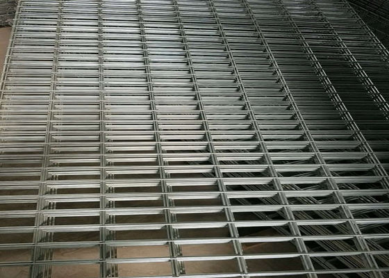 Low Carbon Steel Q195 Galvanized / PVC Coated Wire Mesh Panel for Fencing Solutions