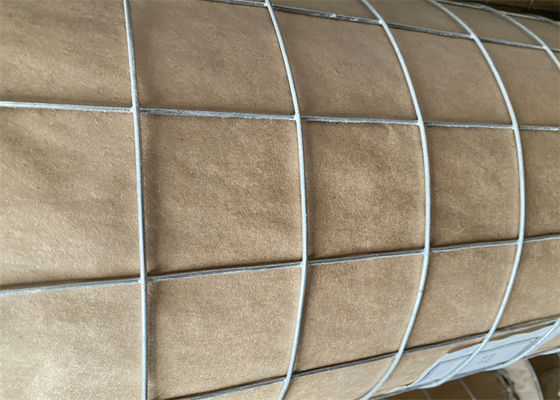 Forma di foro Forma quadrata di foro galvanizzato saldato a caldo con rivestimento di zinco 120 g/m2