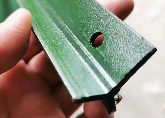 Fence per agricoltori con palo Y rivestito di zinco resistente alla corrosione senza denti