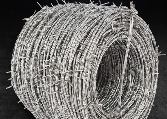 Rollo di recinzione di filo spinato rivestito di zinco di 1,6-3,2 mm di diametro per recinzioni