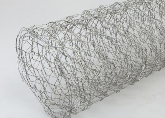 Griglia di ferro galvanizzato Griglia di ferro galvanizzato Griglia di filo esagonale per recinzioni di pollame / protezione del giardino